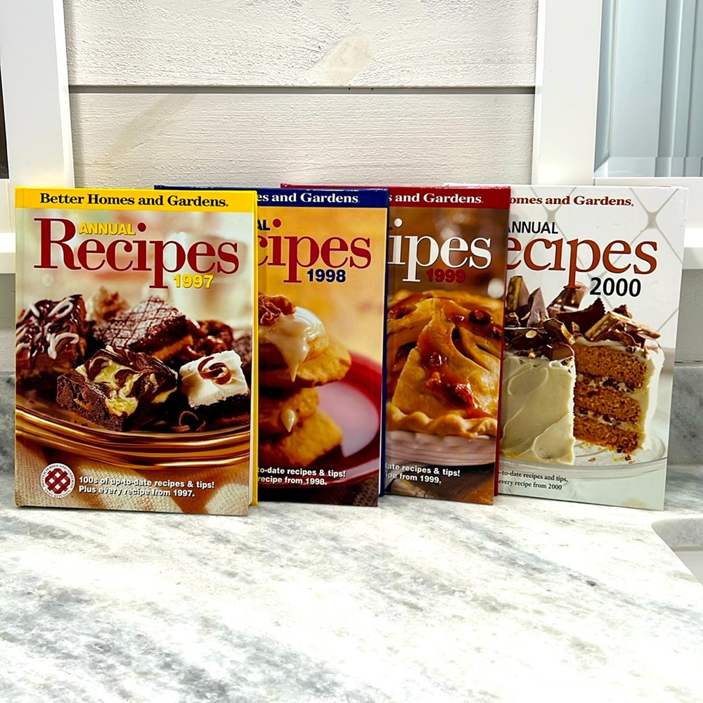 Better Homes and Gardens cookbook (Qty 4)